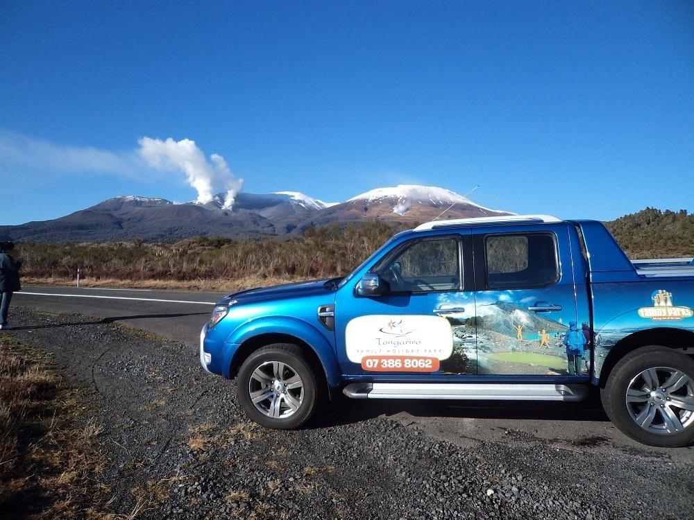 Tongariro Holiday Park ナショナル・パーク エクステリア 写真