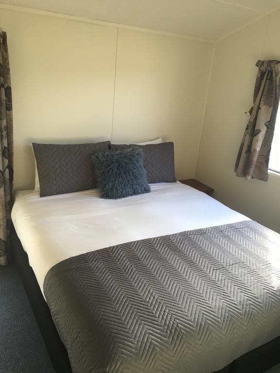 Tongariro Holiday Park ナショナル・パーク エクステリア 写真