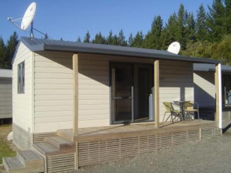 Tongariro Holiday Park ナショナル・パーク エクステリア 写真
